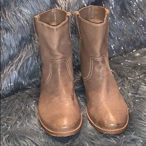 Frye Anna Short Ankle Boots